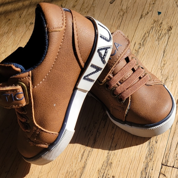 Nautica Kids Adjustable Strap Bungee Straps Casual Shoes Size:5 - Picture 6 of 9